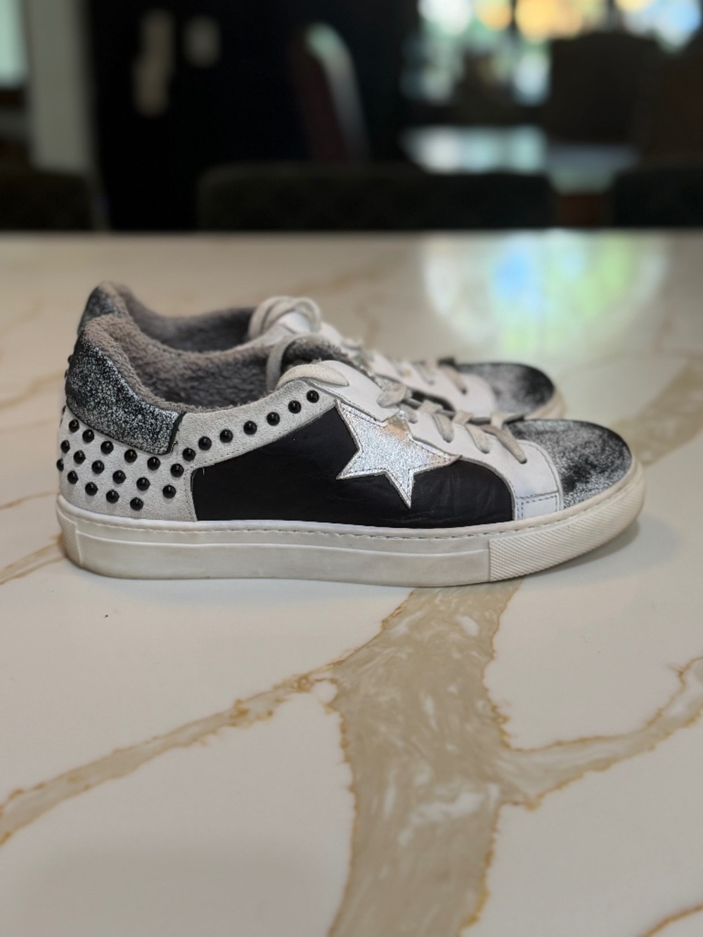 Black and White Leather Fashion Sneakers